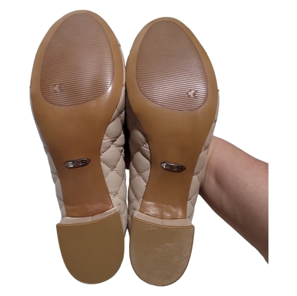 Vionic Ruby Quilted Leather Block-Heel Pumps Beige 9.5 Neutral Capsule Wardrobe - Picture 8 of 9